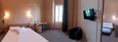 Hotel Des Pyrenees Angoulême Zimmer foto